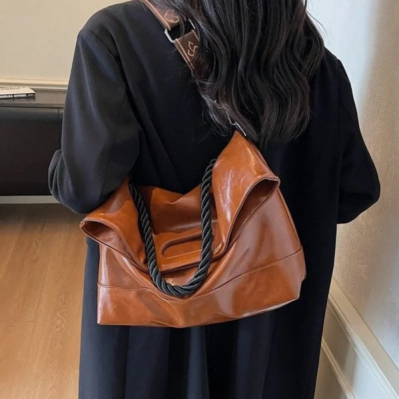 

Gym Fitness Bag Large Capacity Sports Tote With Shoe Pocket And Water Bottle Holder For Daily Workout