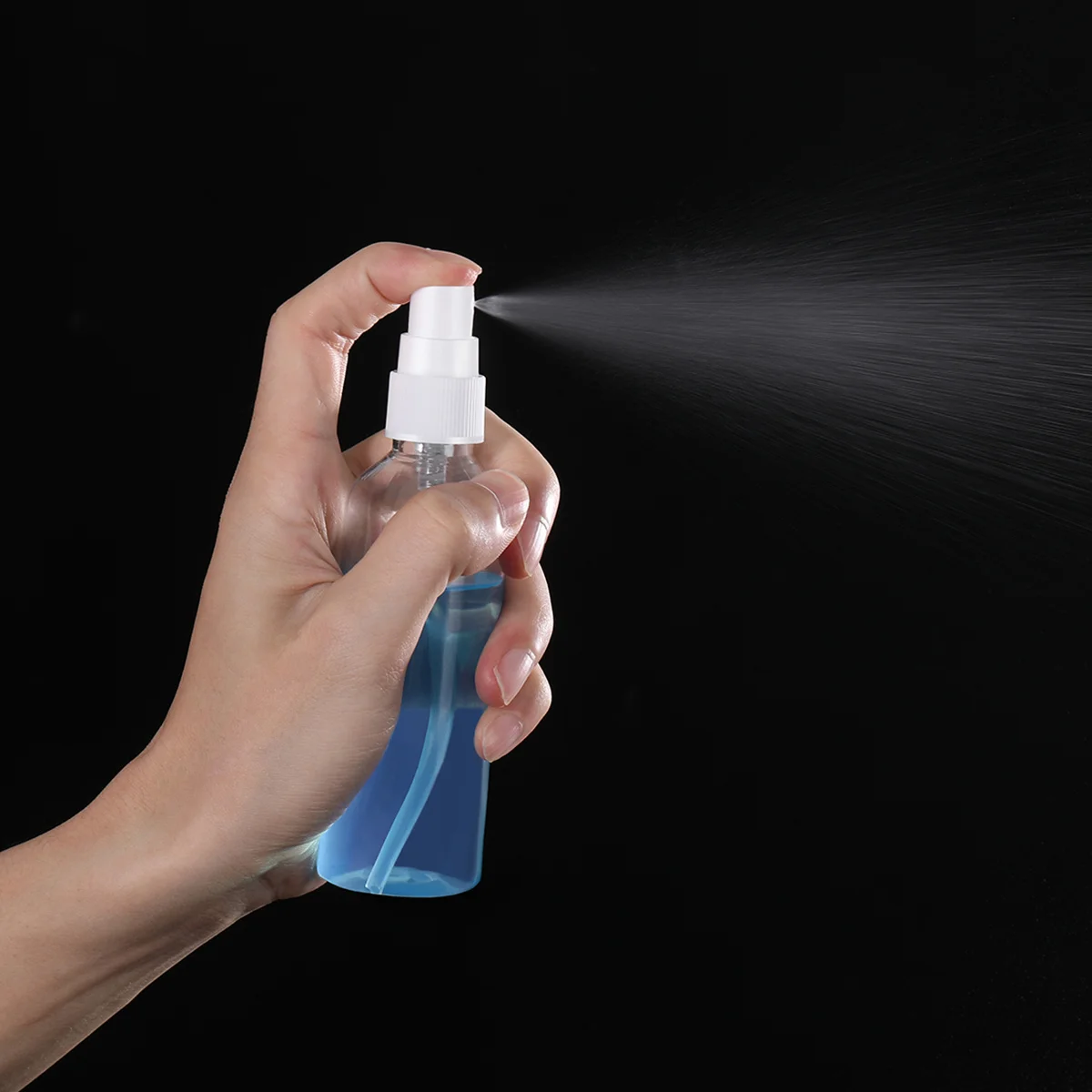 

4Pcs Spray Bottles 100Ml Empty Refillable Plastic Portable Travel Mist Sprayer for Makeup Skincare Essential Oils Lotions