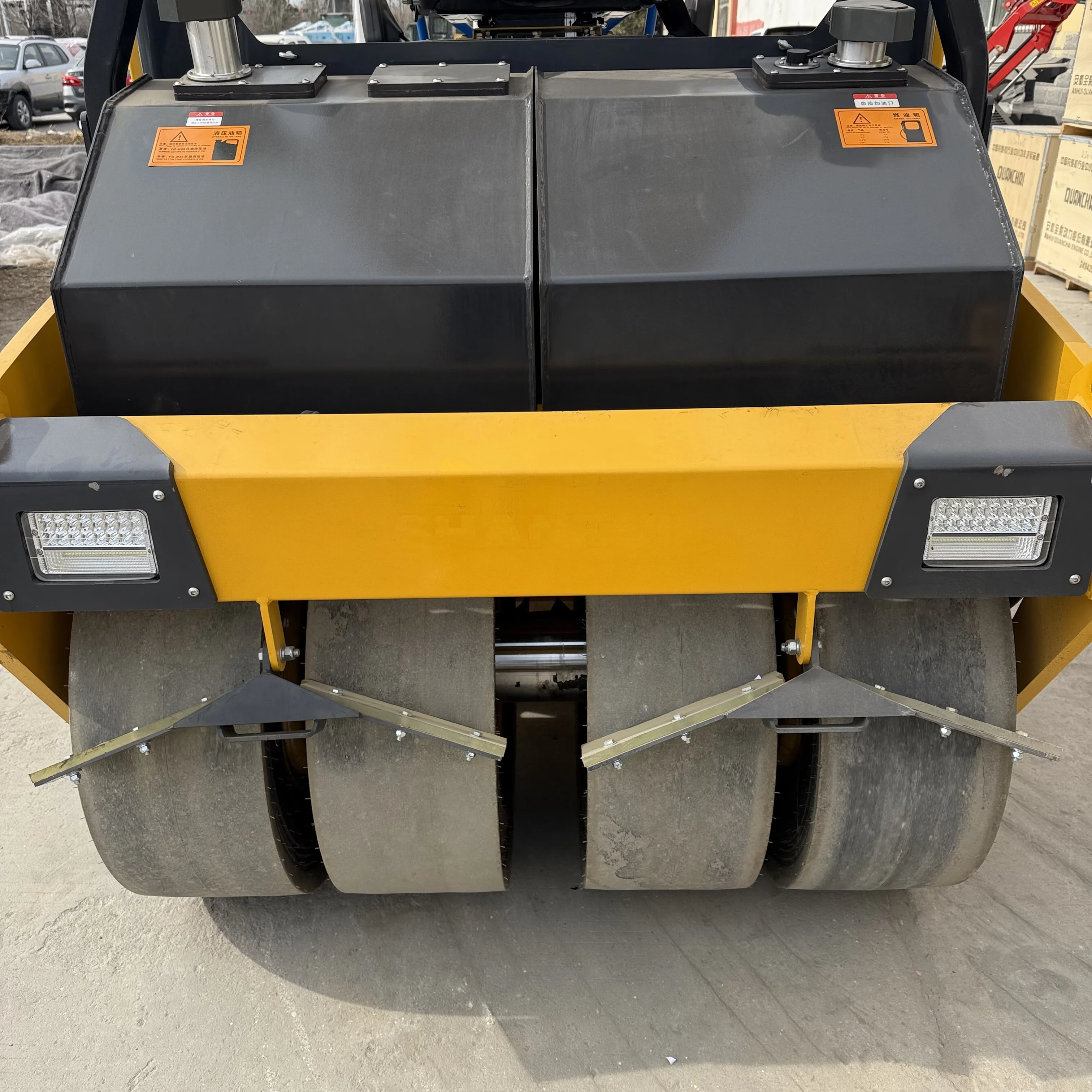 5 Ton China Made Small Steel-Rubber Combination Roller Pavement Compactor