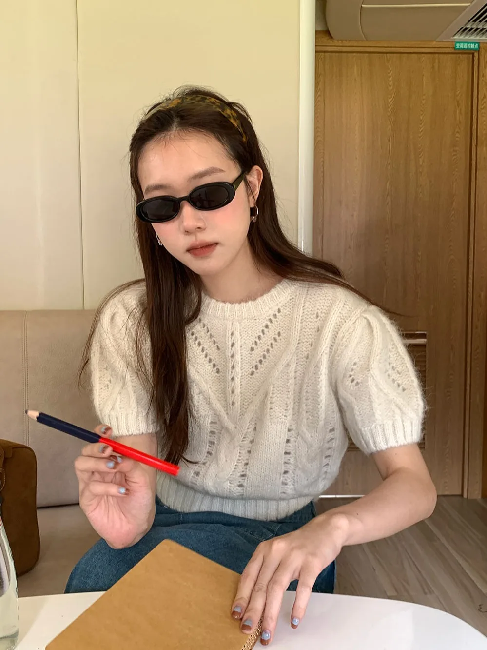 

Korean Fashion Autumn New Women Tops Knitted Pullover Retro Hollow Out Design O Neck Short Sleeve Knitting Sweater Clothing