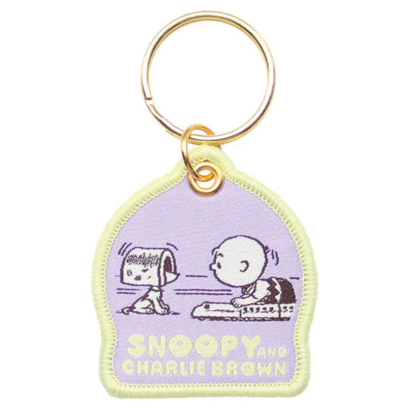 

Snoopy Cartoon Embroidered Keychain Charlie Brown Anime Action Figure Cute Toys Keys Schoolbag Decoration Pendant Children Gifts