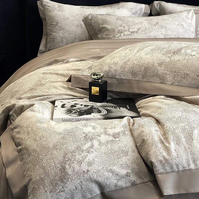 light luxury abraded four-piece set of pure cotton 100S long-staple cotton thickened quilt cover retro autumn and winter