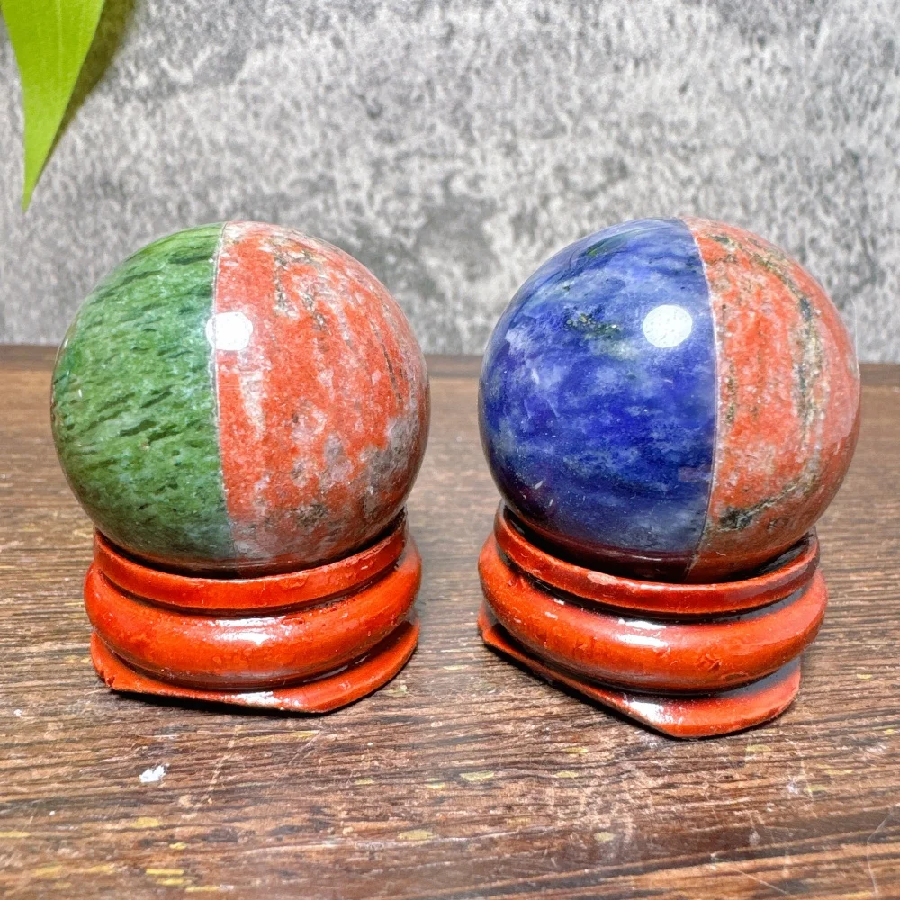 

1PC 3cm Blue Sodalite Red Sesame Stone Jade Mix Small Sphere Reiki Healing Gemstone Decorative Souvenir Gift