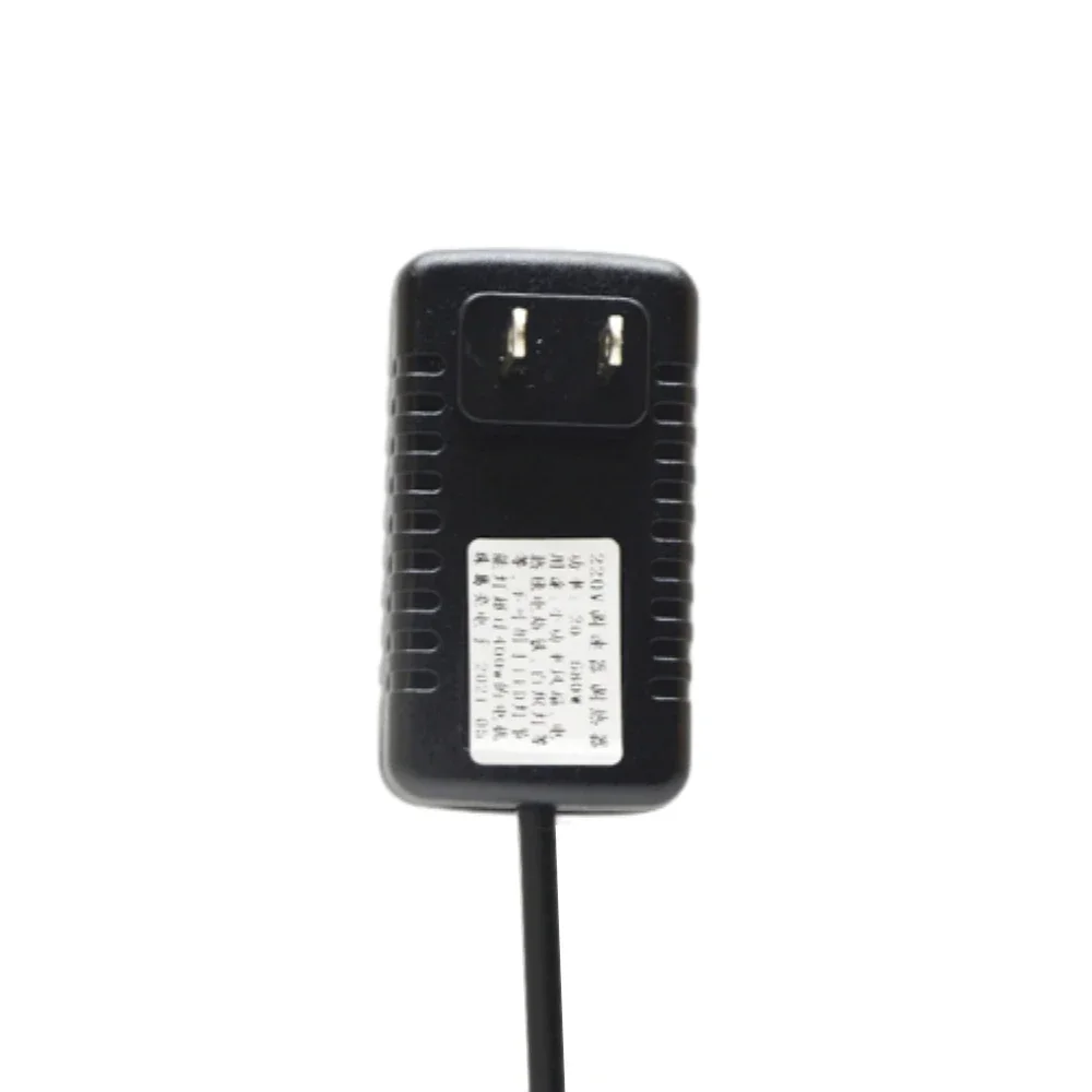 AC220-250V to AC0-220V 3A Fan Speed Controller 680W Stepless Governor Regulator 7 Hole Socket for Fan Lamp