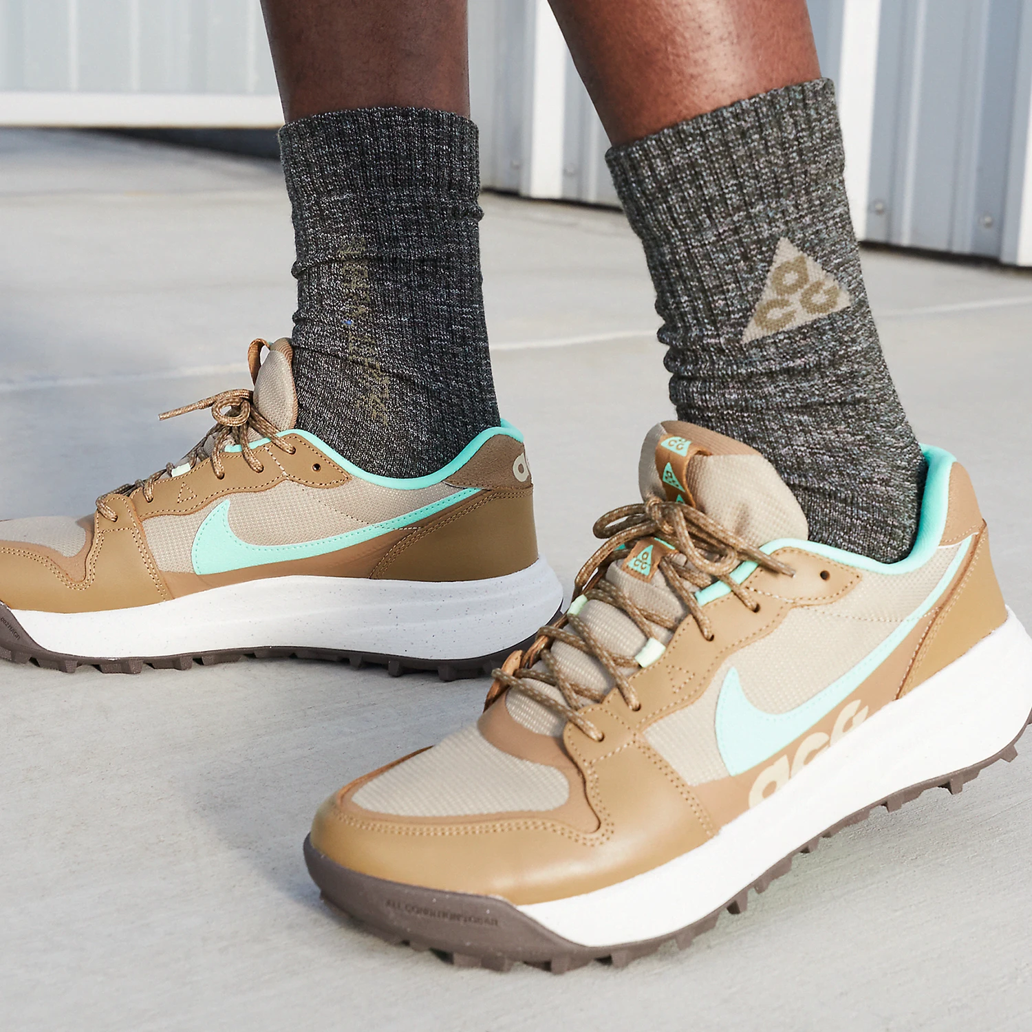 

Nike Authentic New Unisex Retro Stylish Cushioned Casual Shoes DX2256-200