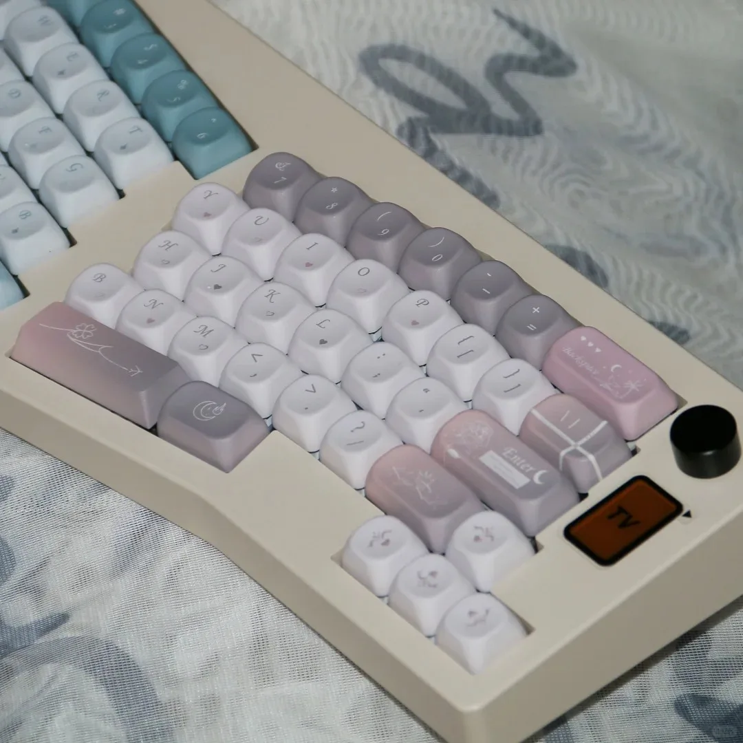 Imagem -05 - Forever Love Tema Keycaps Teclas Perfil Moa Cereja Sides Dye Sub Pbt Gateron Switches mx Teclados Gamer 128 Key