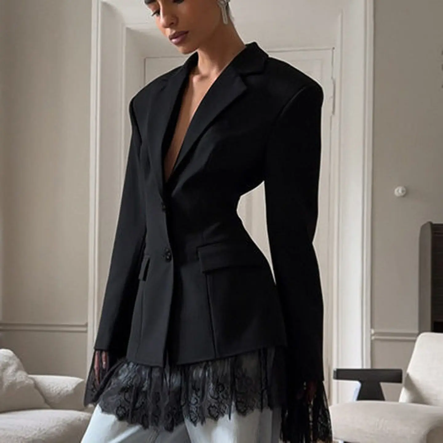 

Элегантный черный женский пиджак с длинными рукавами и кружевными вставками, осенний, универсальный, с завязками на талии, в повседневном стиле, из полиэфирного волокна