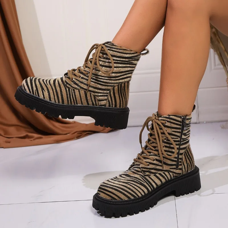 Marca senhoras sapatos 2024 inverno nova moda e versátil botas femininas zebra impressão casual rendas botas de caminhada ao ar livre para mulher