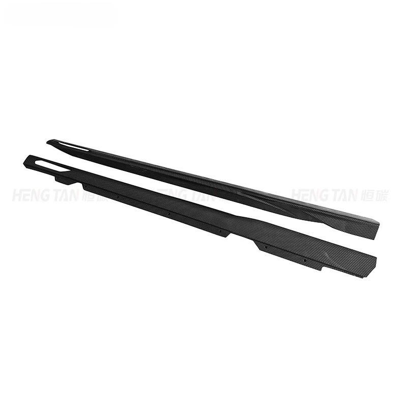 

Suitable for BMW's new 4 Series i4 G26 modified carbon fiber side skirt dry carbon side small surrounding decorative accessories