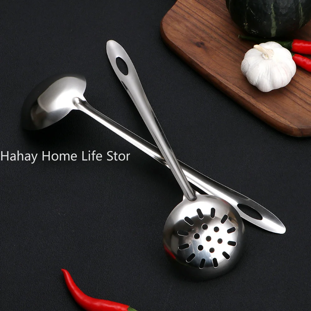 304 Stainless Steel Soup Ladle Enlarge Oil Skimmer Ramen Scoop Multifunctional Leaky Hole Pasta Strainer Kitchen Utensils