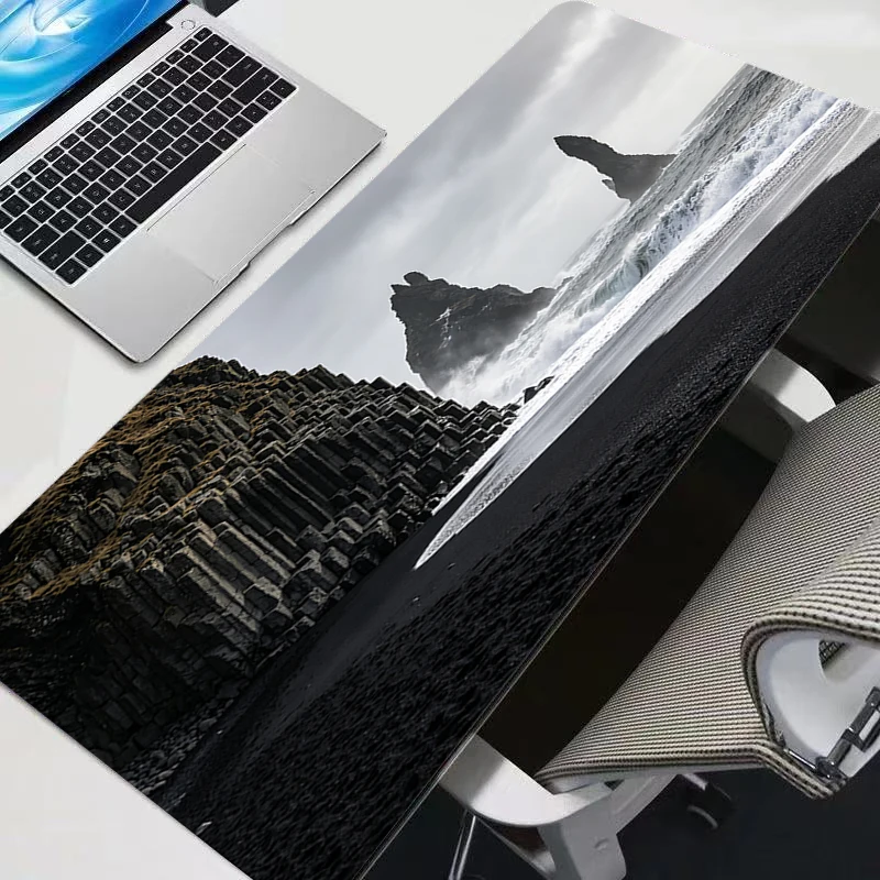 Mouse Pad Extreme Weather Computer Speed Type Carpet Mat For e-sports Players Laptop Keyboard Mousepad Office Desk Mat