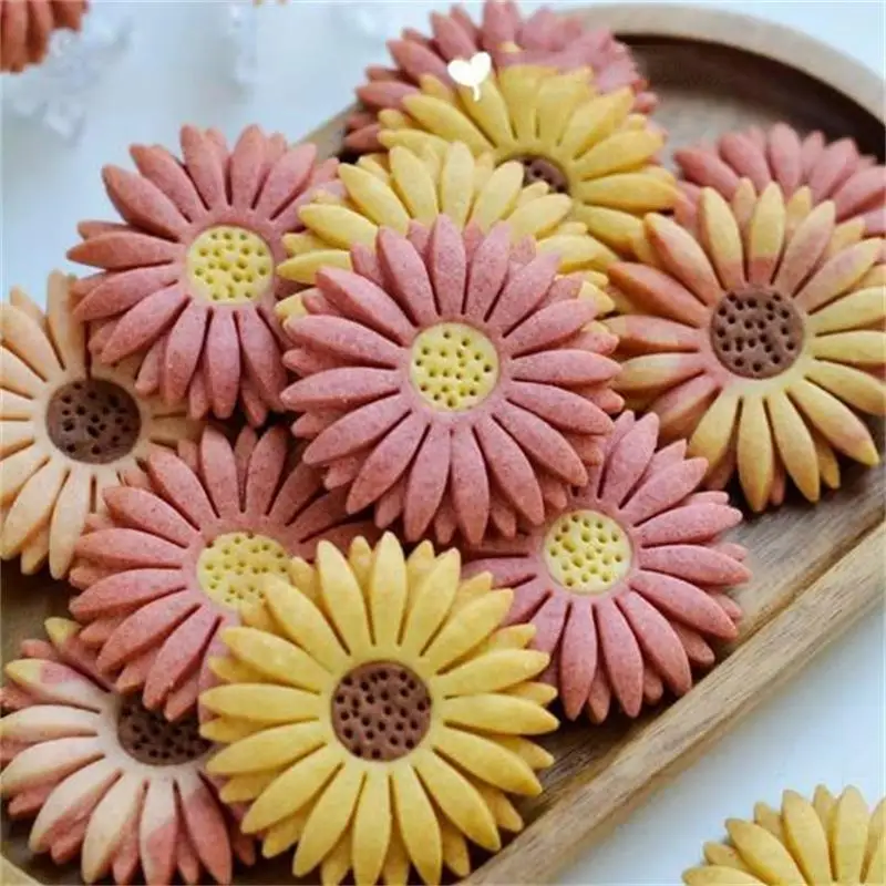 Sunflower Daisy Flower Cookie Cutter Flipping Tools 3D Biscuit Mould Pressable Fondant Stamp New Year Cake Decor Baking Supplies