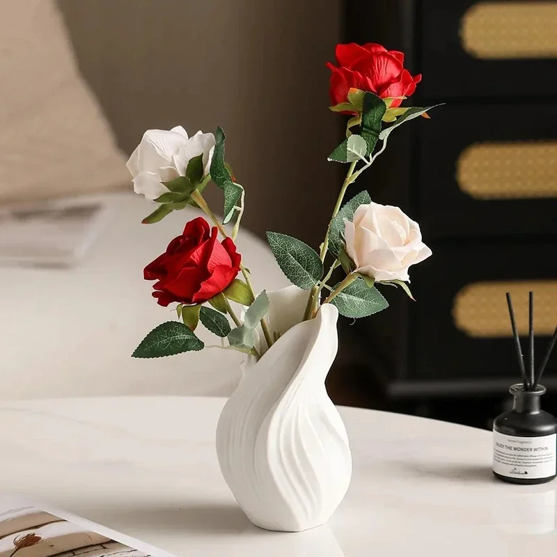 Creative Vases Nordic Ceramic Vases Morden Art Design Ornaments Vase Aesthetic Luxury Dried Flower Vase Home Decoration