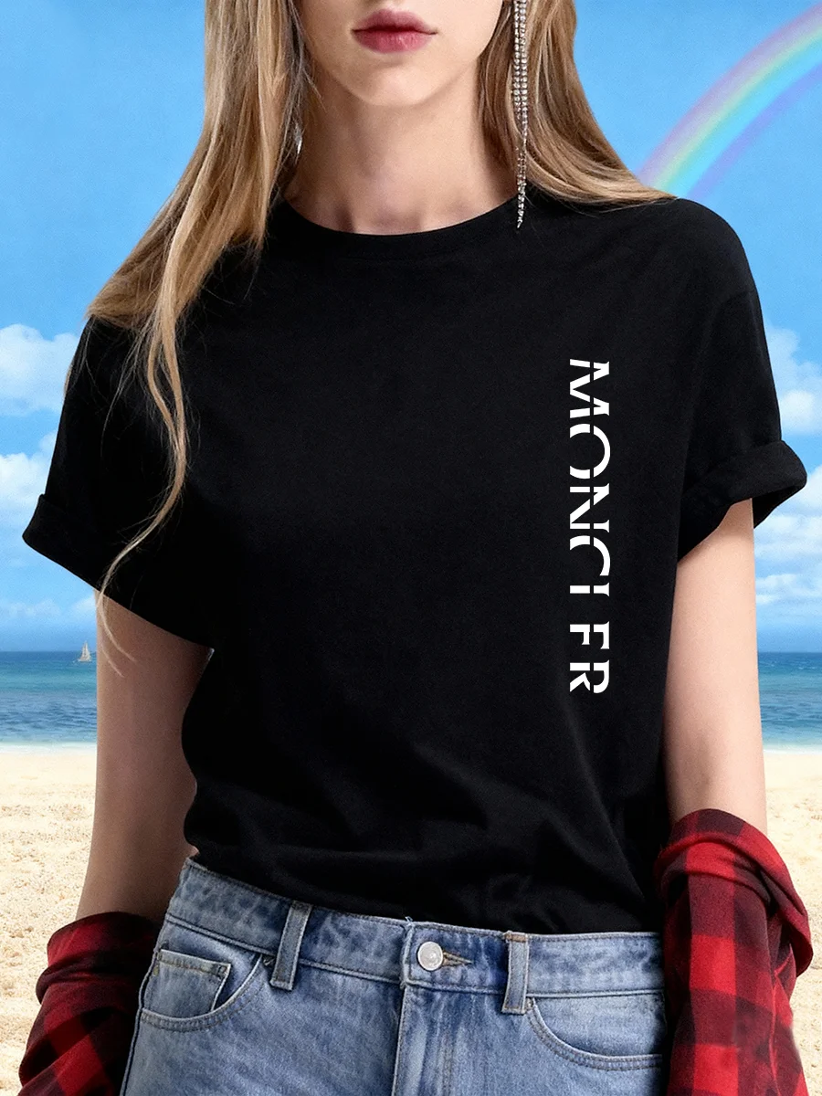 

Модная футболка люксового бренда с буквенным принтом. Дизайн круглого выреза на лето. Хлопковая с короткими рукавами в стиле Y2K.