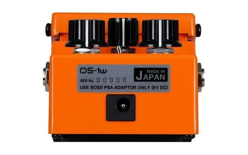 

BOSS released a single DS-1W with classic distortion effect supported by Waza process