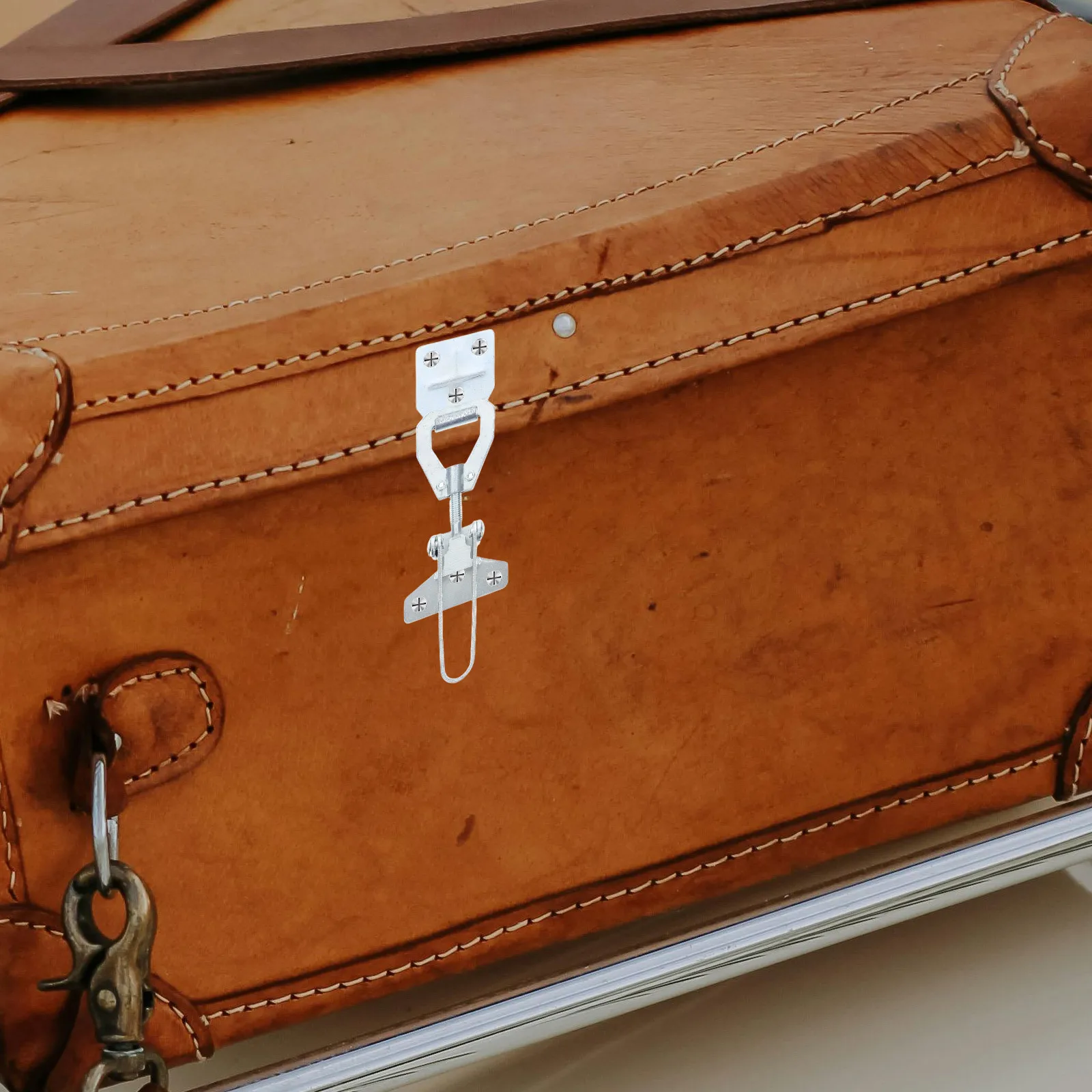 

Beehive Box Connector Latch Heavy Duty Buckle Clamp Beekeeping Hardware Secure Connection Tool Box Replacement