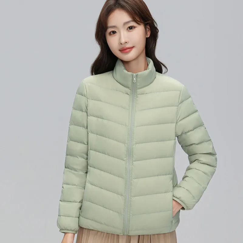 سترة خفيفة الوزن للنساء في خريف وشتاء 2025 طراز قصير 90 أبيض بطة أسفل الشتاء الوقوف طوق نحيف #1