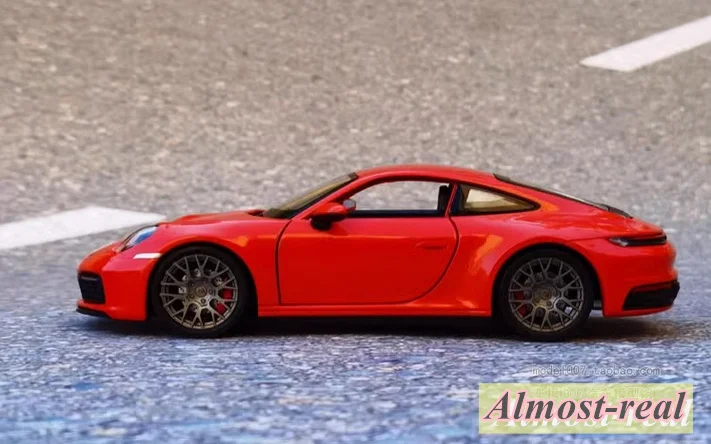 Welly 1:24 para porsche 911 carrera 4S liga modelo carro diecast ornamentos brinquedos meninos presentes de aniversário hobby exibição vermelho/amarelo