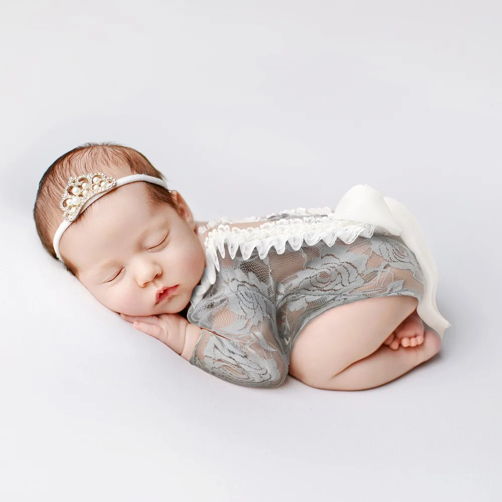 

Newborn Baby Photoshoot Outfit Lace One-piece Pearl Romper Suit Props Headwear and Clothing Long Sleeve 2022 Solid