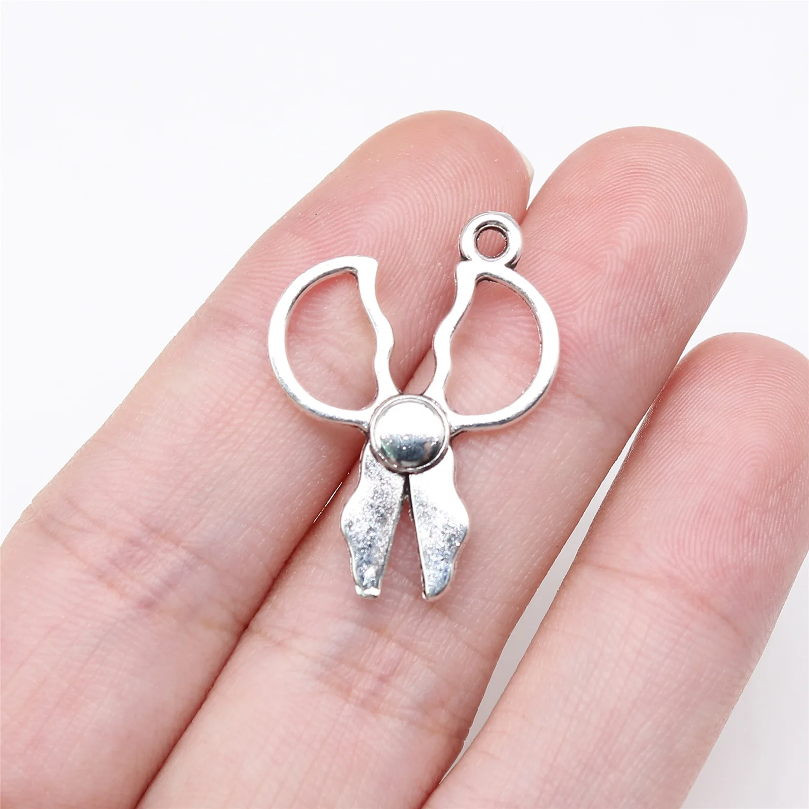40pcs 27x20mm(1.06x0.79inch) Antique Silver Color Scissors Charms Pendants DIY Jewelry Making Accessories