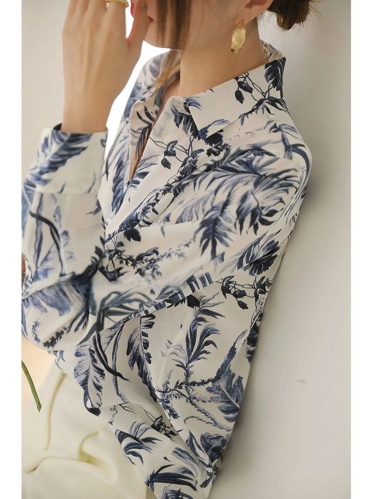 

Синий цветочный принт, роскошный брендовый женский однотонный винтажный длинный воротник из полиэстера с водной-медиами, средней длины, для поездок на работу