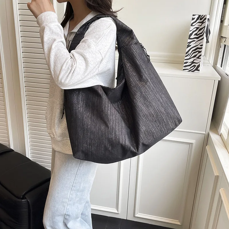 

2025 Nylon Tote Bag for Women Spacious Underarm Shoulder Purse Lightweight Multi-Pocket Work Commute Bag