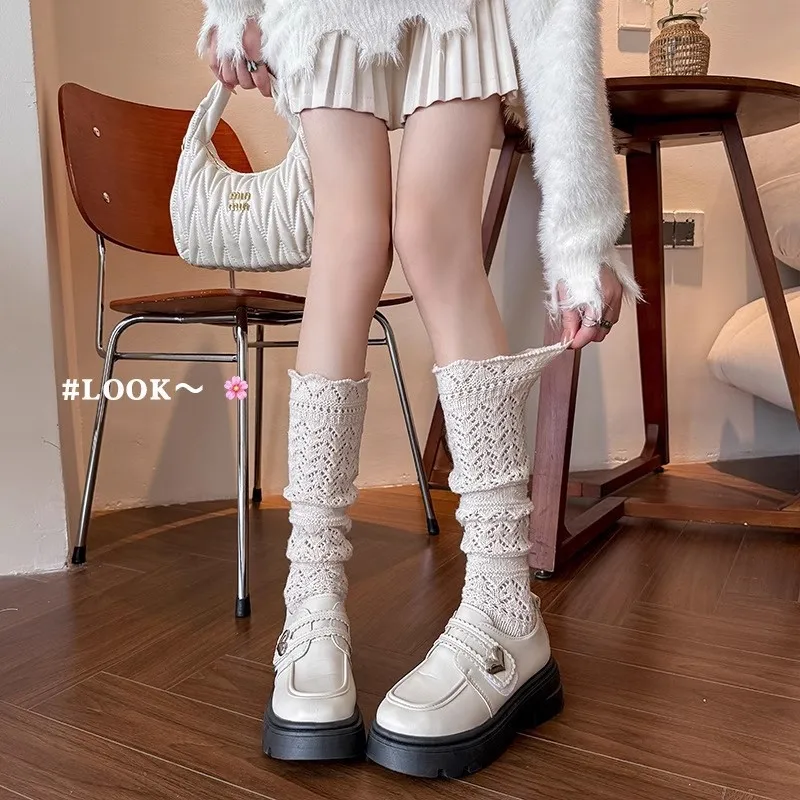Calcetines huecos de pantorrilla para mantener el calor, calcetines de tubo apilados, calcetines blancos dulces y versátiles, calcetines cálidos de invierno, otoño e invierno