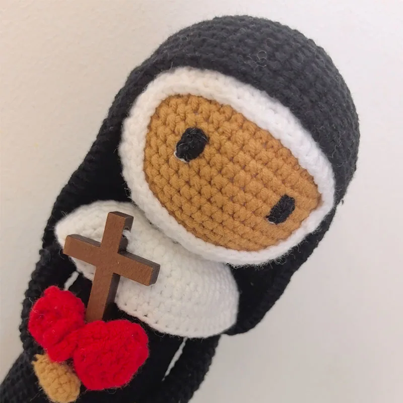 ตุ๊กตาซานต้าเทเรซิต้าแฮนด์เมด - Little Saint Therese Amigurumi - ของขวัญวันพ่อและคริสต์มาส