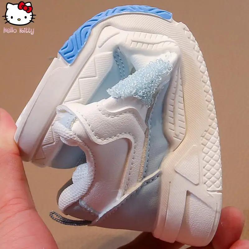 

Girls' Cinnamoroll Sports Board Shoes Kawaii Spring Autumn New Anime Children's Fashion Cartoon Soft Soled Running Shoes Sanrio