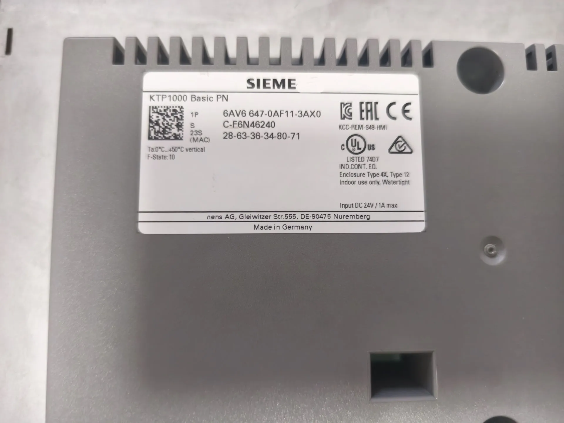 6AV6647-0AF11-3AX0 لوحة HMI لشركة سيمنز 6AV6 647-0AF11-3AX0