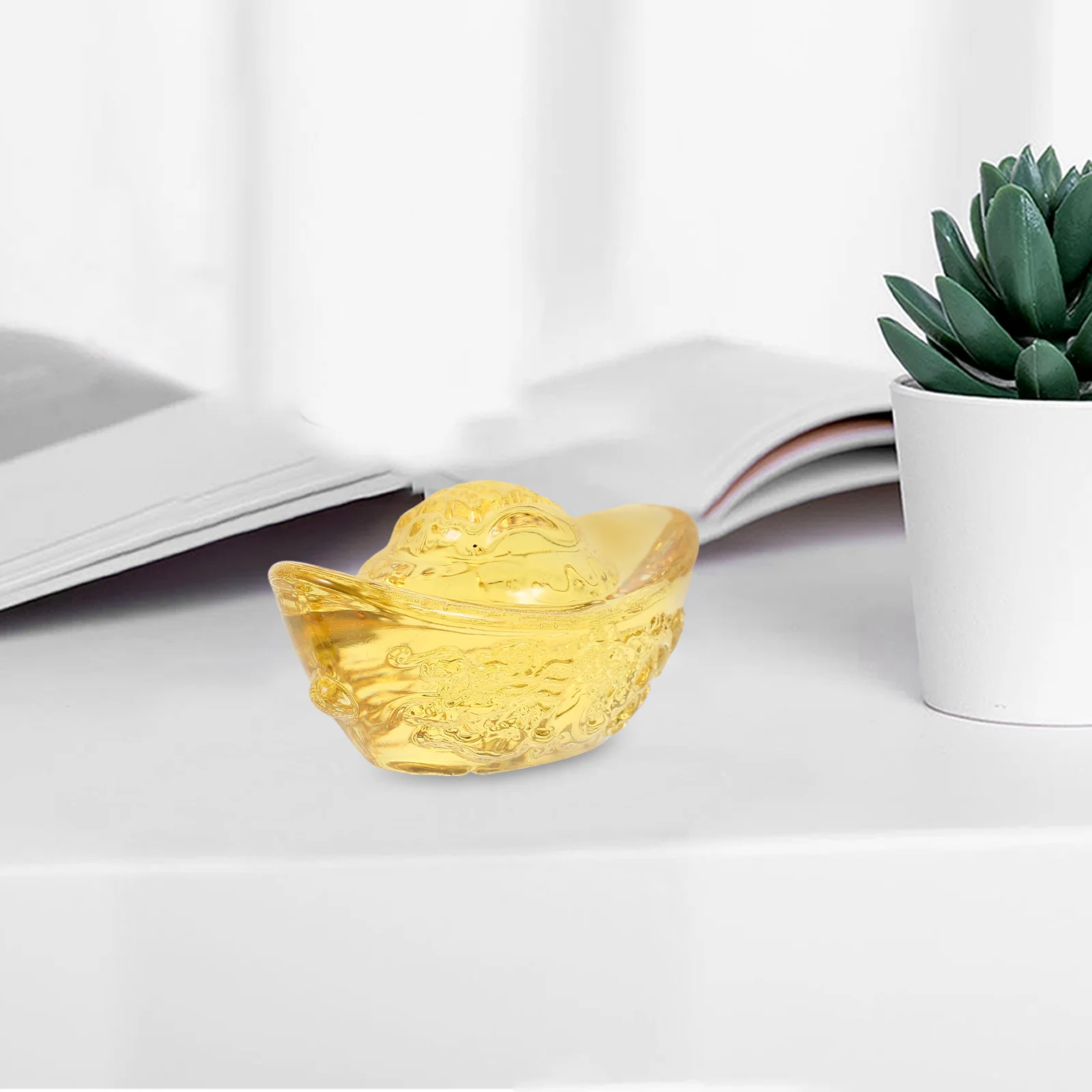 

4Pcs Crystal Yuan Bao Decoration Premium Fake Crystal Craft Home Interior Ornament for Asian Style Living Space Chinese Gift