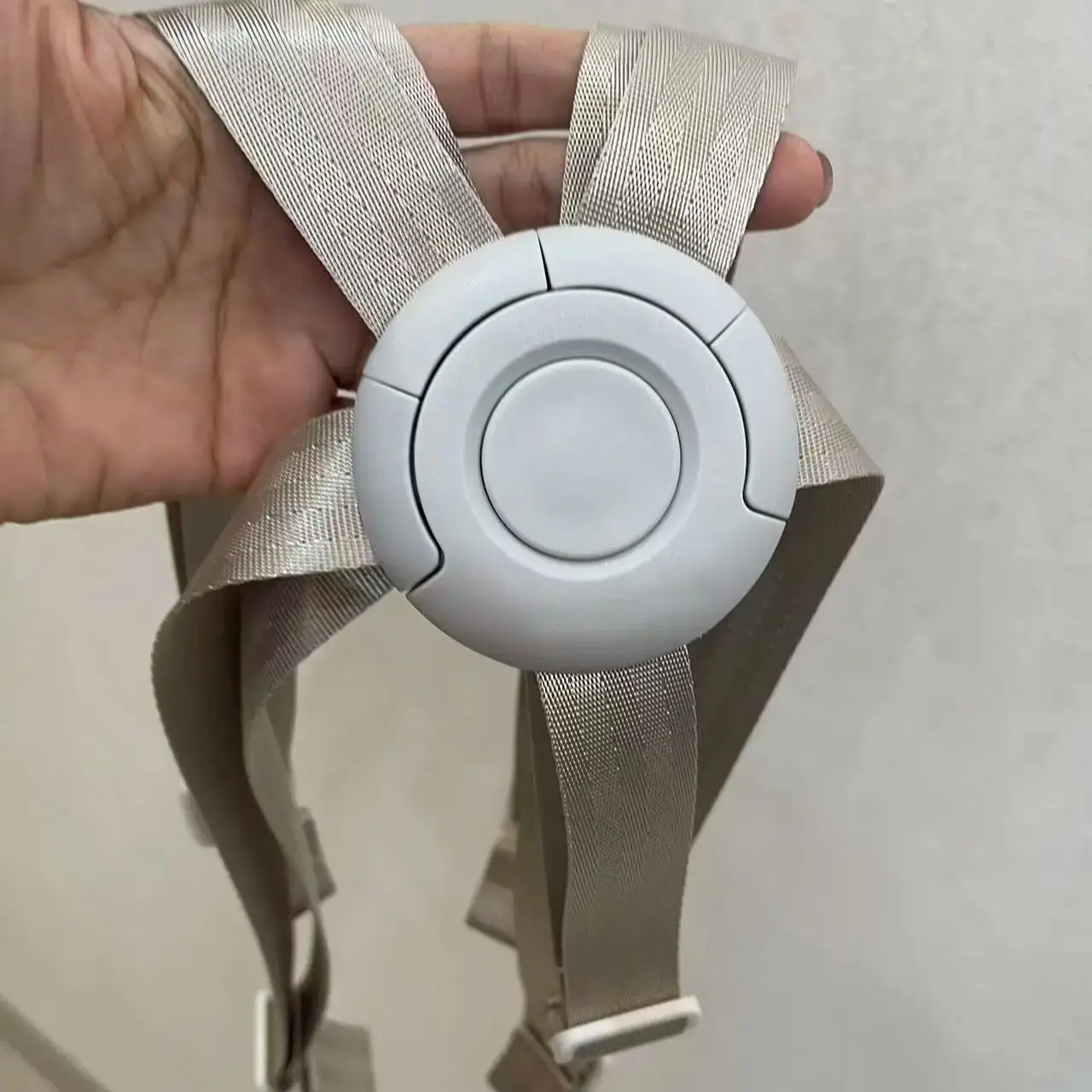 

5 Point Harness For Infants and Toddlers Convertible Comfortable Seat for Cozy Eating Table Sit Up High Chair and Seats for Sit