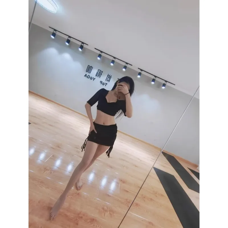 

Customized Belly Dance Costumes Practice Outfit for Women Indian Clothes Women Bellydance Skirt and Top Dancewear