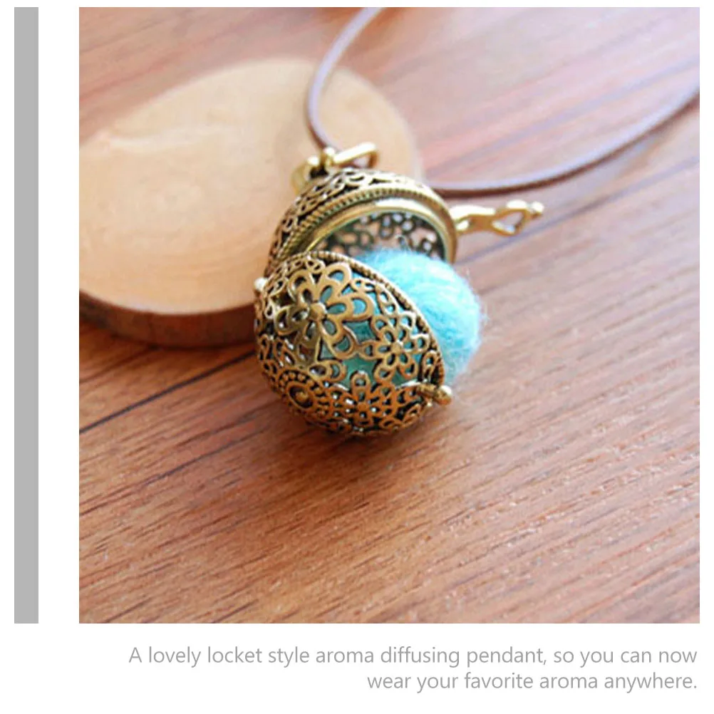 

4pcs Aroma Diffusing Pendant Openable Perfume Necklace Alloy Locket Style Hanging Accessory Decorative Jewelry for Neck