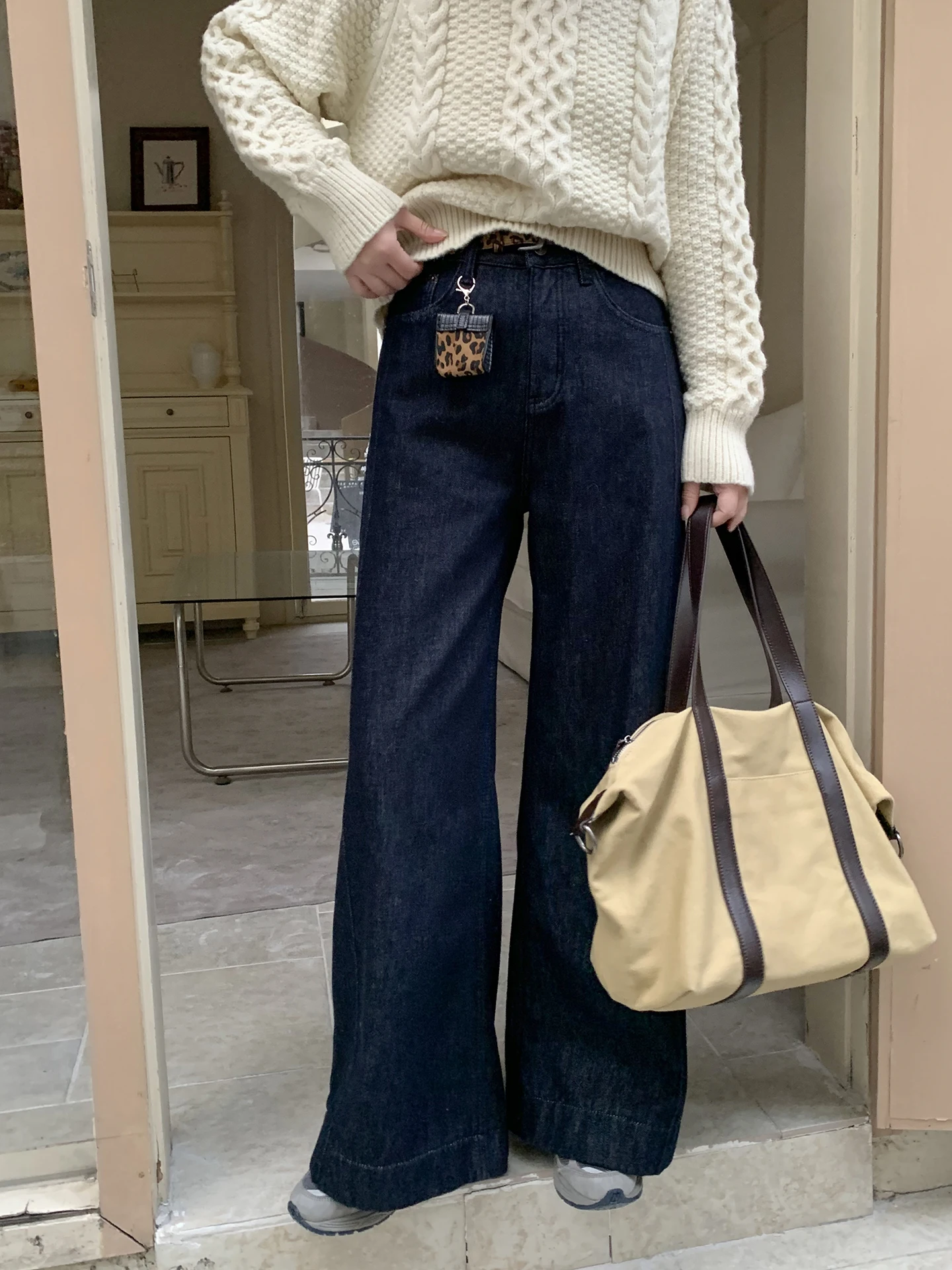 

Женские винтажные джинсы Elinsu с высокой талией и широкими штанинами, осенне-зимние, свободные, стройнящие, универсальные, длинные брюки из хлопка, цветные