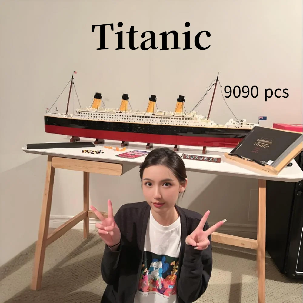 NEW 9090pcs Titanic Large Cruise Boat Ship Steamship Compatible 10294 Bricks Building Blocks KIDS Toys Christmas Gifts in Stock