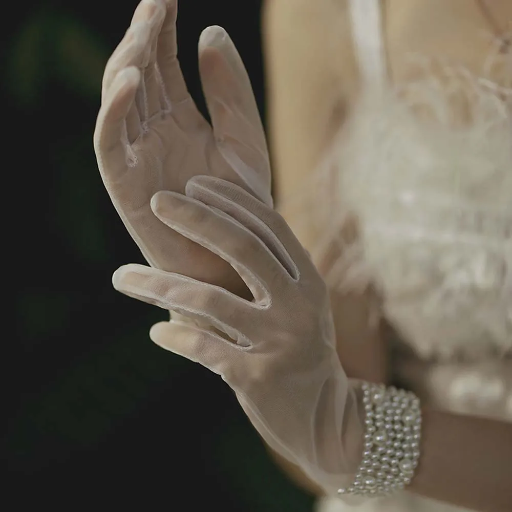 Transparent Sexy Summer Bridal Lace White Short Wedding Gloves Pearl Finger Gloves Tulle Mittens Bow