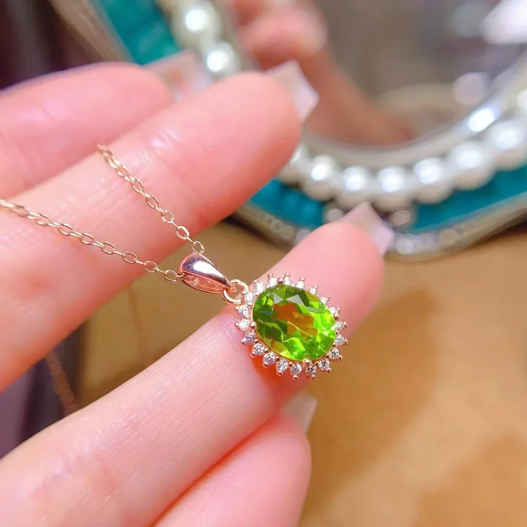 Classic Design 925 Silver Pendant for Daily Wear 7mm*9mm 2ct Natural Peridot Pendant 18K Gold Plated Peridot Silver Necklace