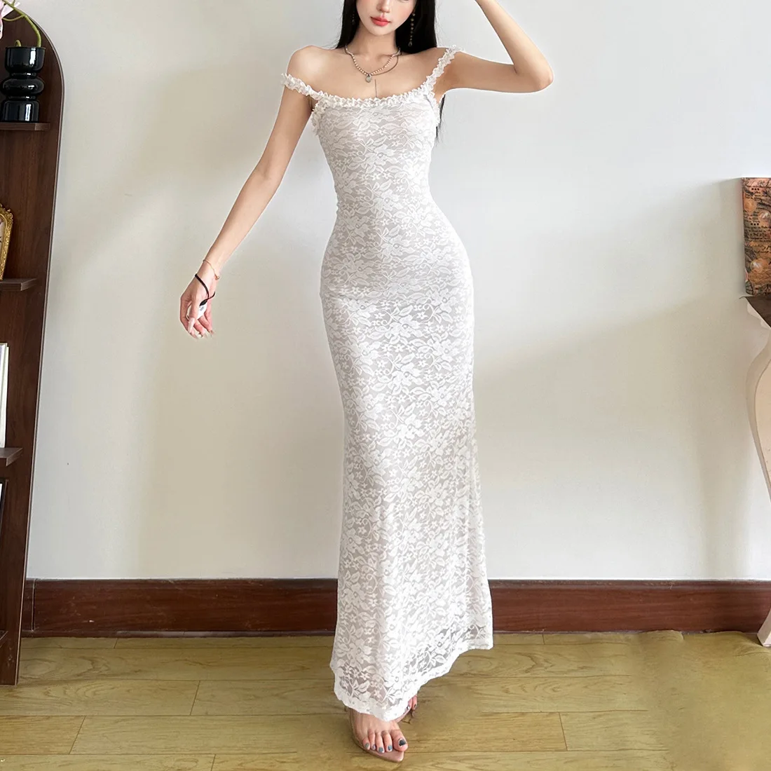 

2025 Summer/Autumn New Clothing - Elegant and Graceful Sexy Lace Strapless Long Dress with Delicate Lace Decoration Evening Gown