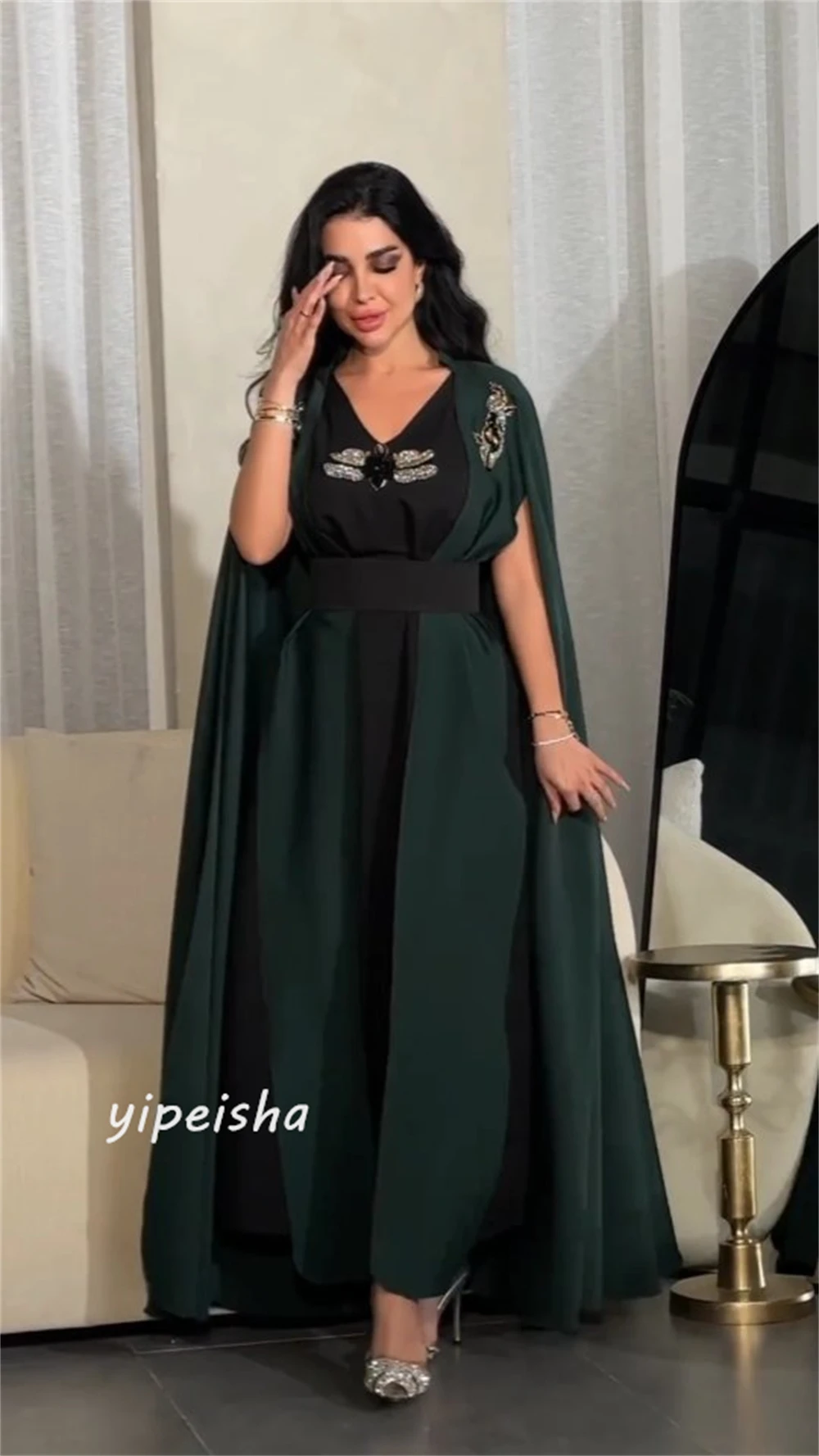 Abito da ballo sera Arabia saudita Jersey Sash paillettes perline increspato Clubbing a-line scollo a v abito da occasione su misura abiti Midi