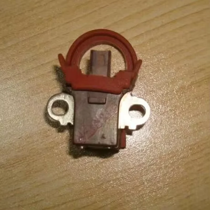 

NEW Alternator Voltage Regulator Brush Holder