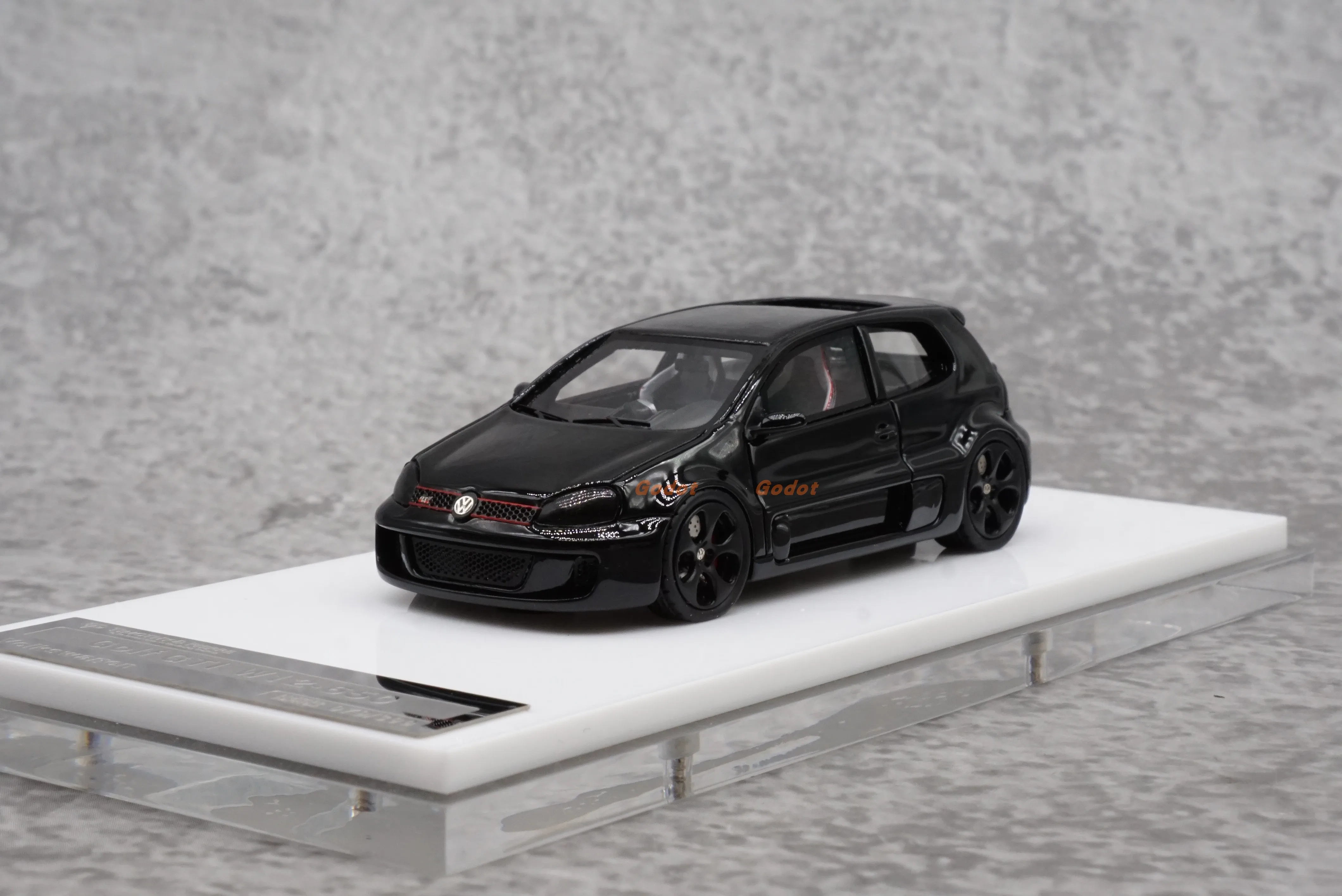 TP 1/64   GTI W12 650 alloy car model toy