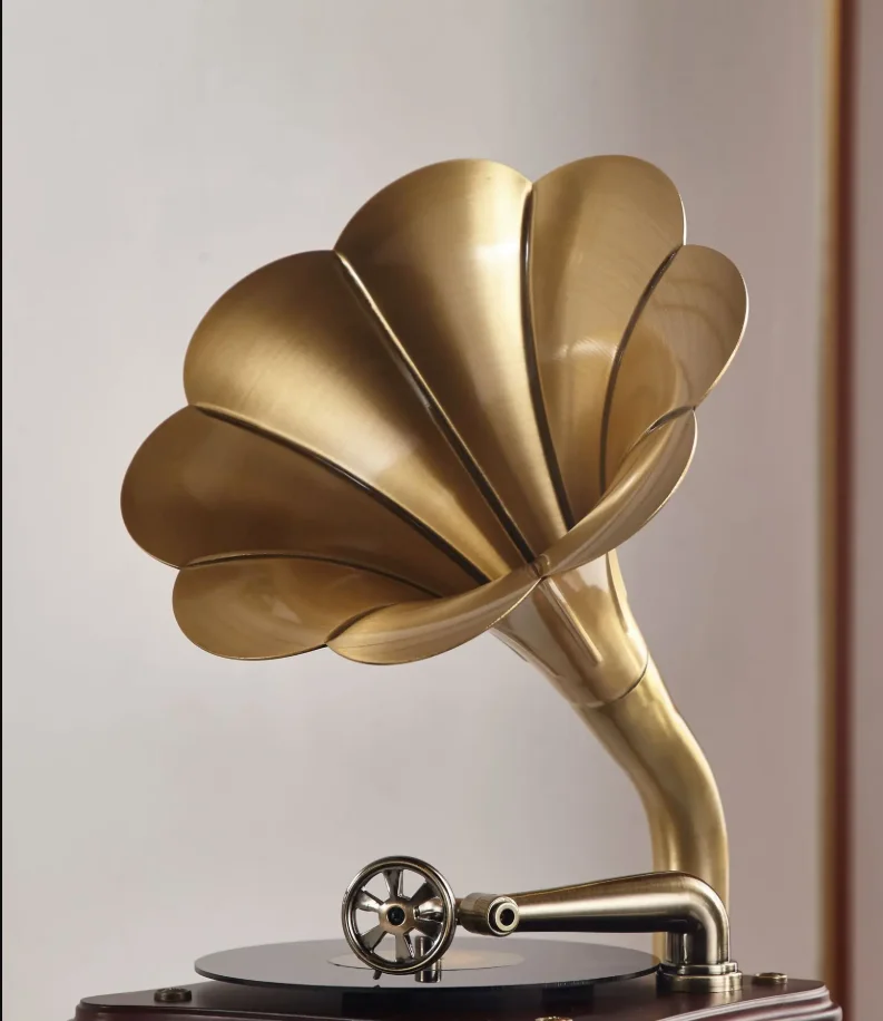 

Перезаряжаемый высококачественный ретро мини-фонограф Bluetooth