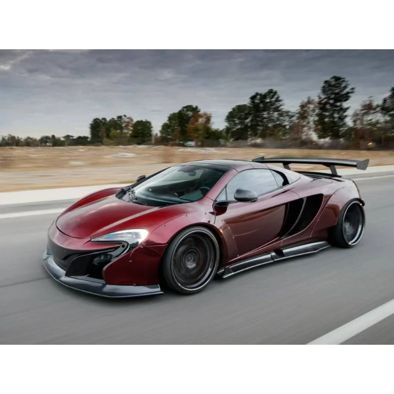 

Комплект расширения кузова Liberty Walk (LB) для McLaren 650S / MP4-12C – заднее крыло из карбона, передний сплиттер, передний бампер и другие элементы.