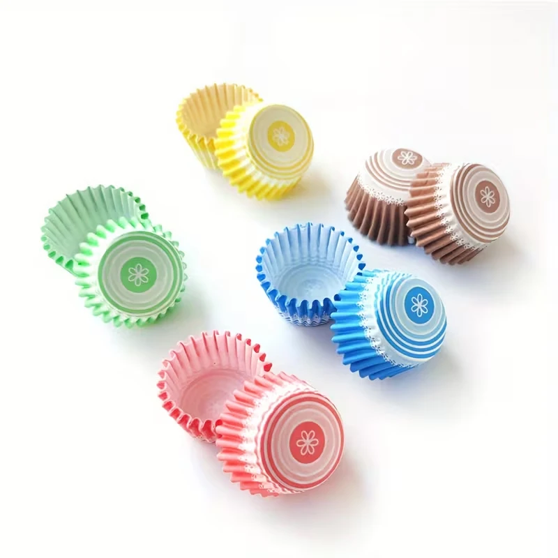 200Pcs/500Pcs/1000Pcs Random Mini A-Shaped Cake Paper Holders, Premium Mini Cake Paper Holders, 0.98inch Cake Paper Cup Liners, Cake Paper Cup Liners, Oil-Proof Cake Paper Holders, Baking Paper Holders, Cake Liners, Baking Tools, Cake Tools view 4