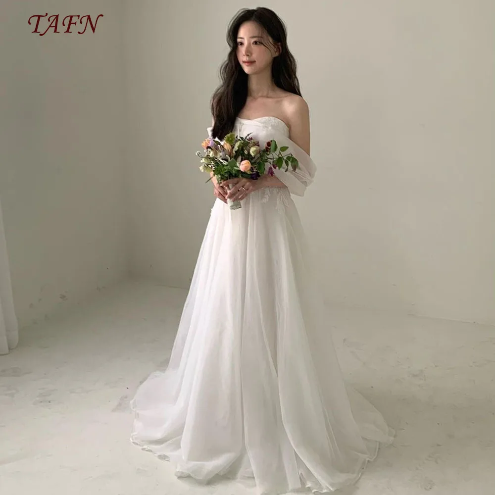 

TAFN Korea Wedding Dresses Off the Shoulder A-line Floor-Length Draped Shooting Dresses Tulle Lace Appliques Bridal Gown