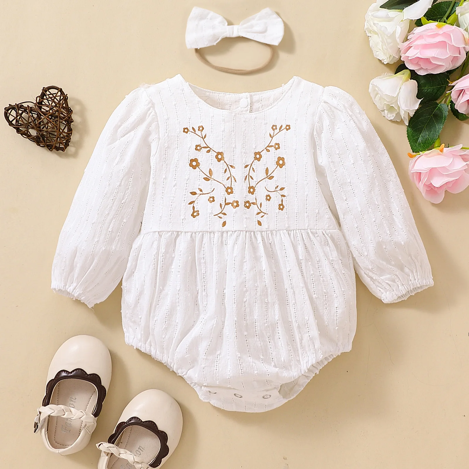 

UNITIM Little Girls Rompers Spring Floral Embroidery Toddler Girls Jumpsuits Overalls Puff Sleeve Newborn Girls Bodysuits Onesie