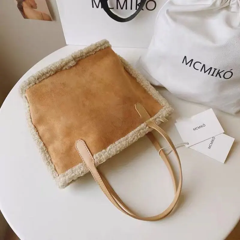 Vintage Lamb Wool Handbags for Women Winter Fashion Versatile Square Tote Bags Solid Color Lady Commuting Composite Bags