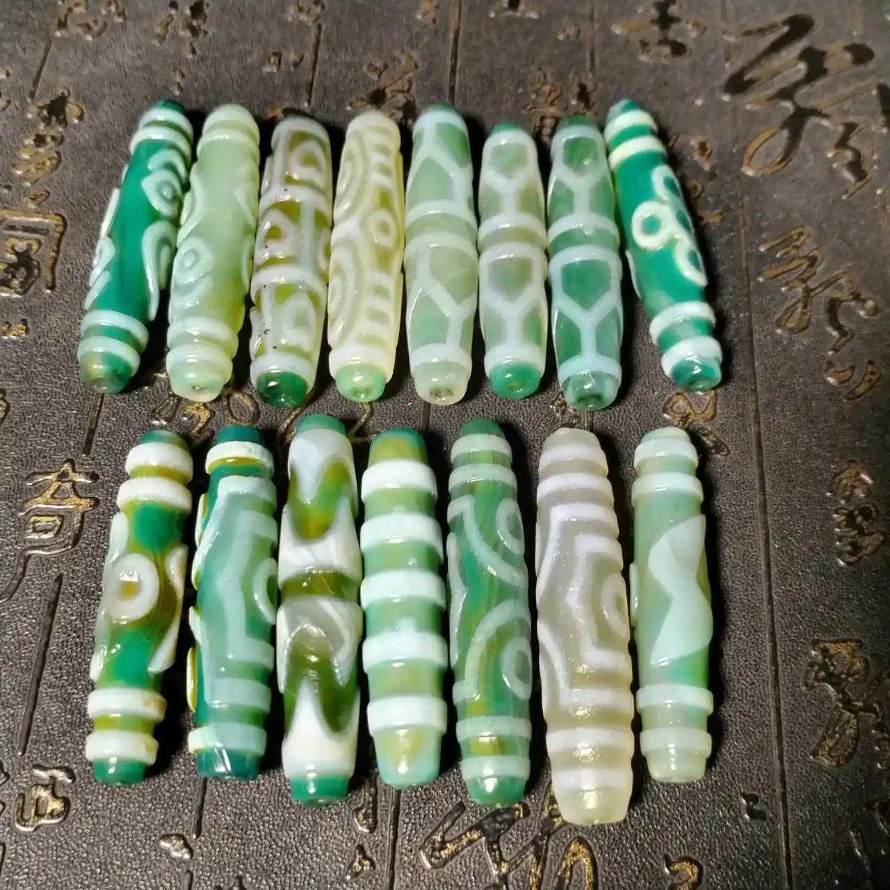 Tibetan Totem Natural Agate Carving Dzi Green Meat Etched Tianzhu Ethnic Style Necklace Pendant DIY Accessories