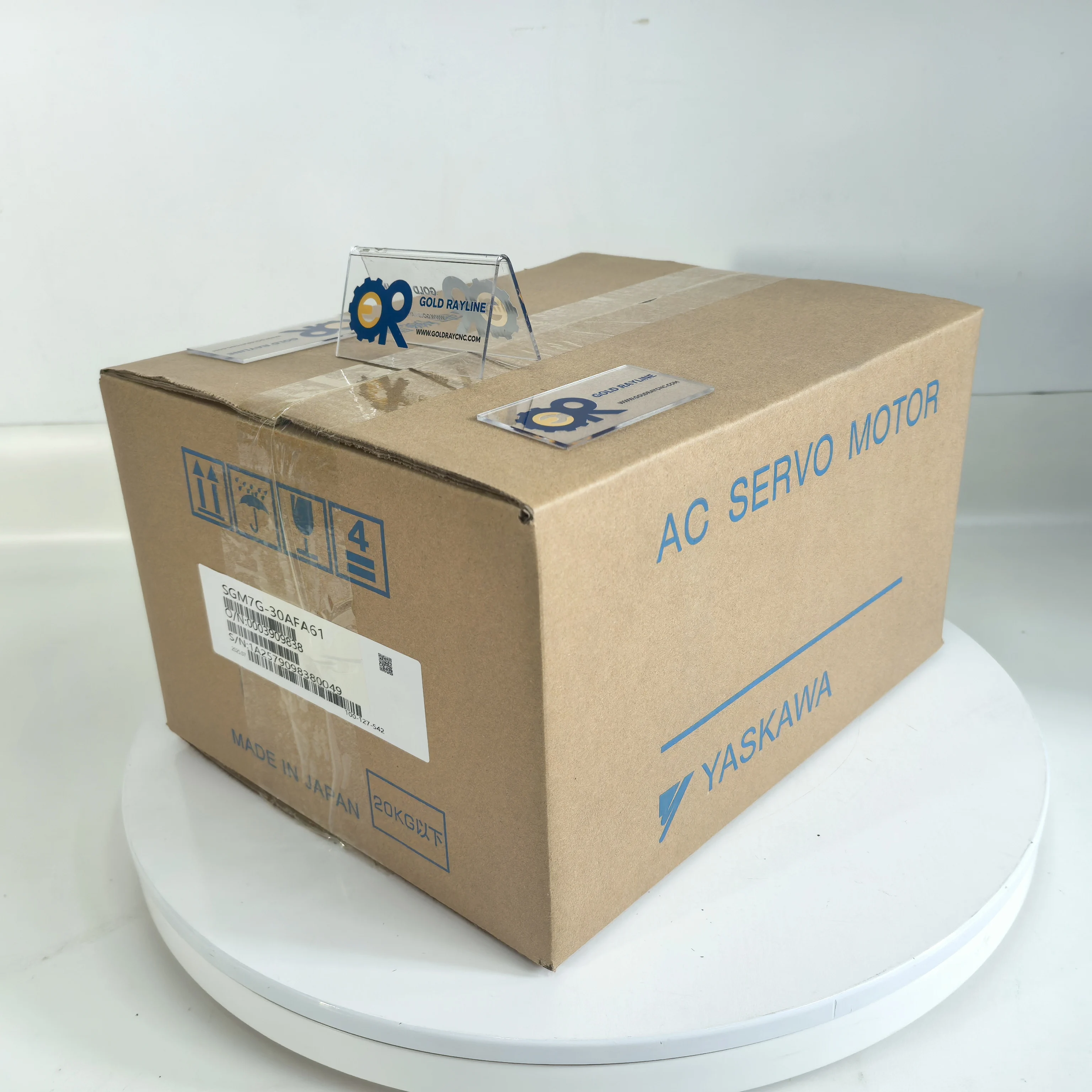 

Серводвигатель Yaskawa SGM7G-30AFA61 новый в коробке, гарантия 1 год